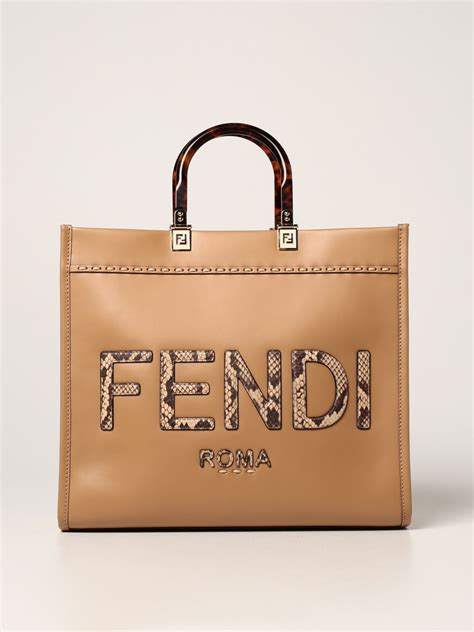 borsa fendi a mano|borse fendi in saldo.